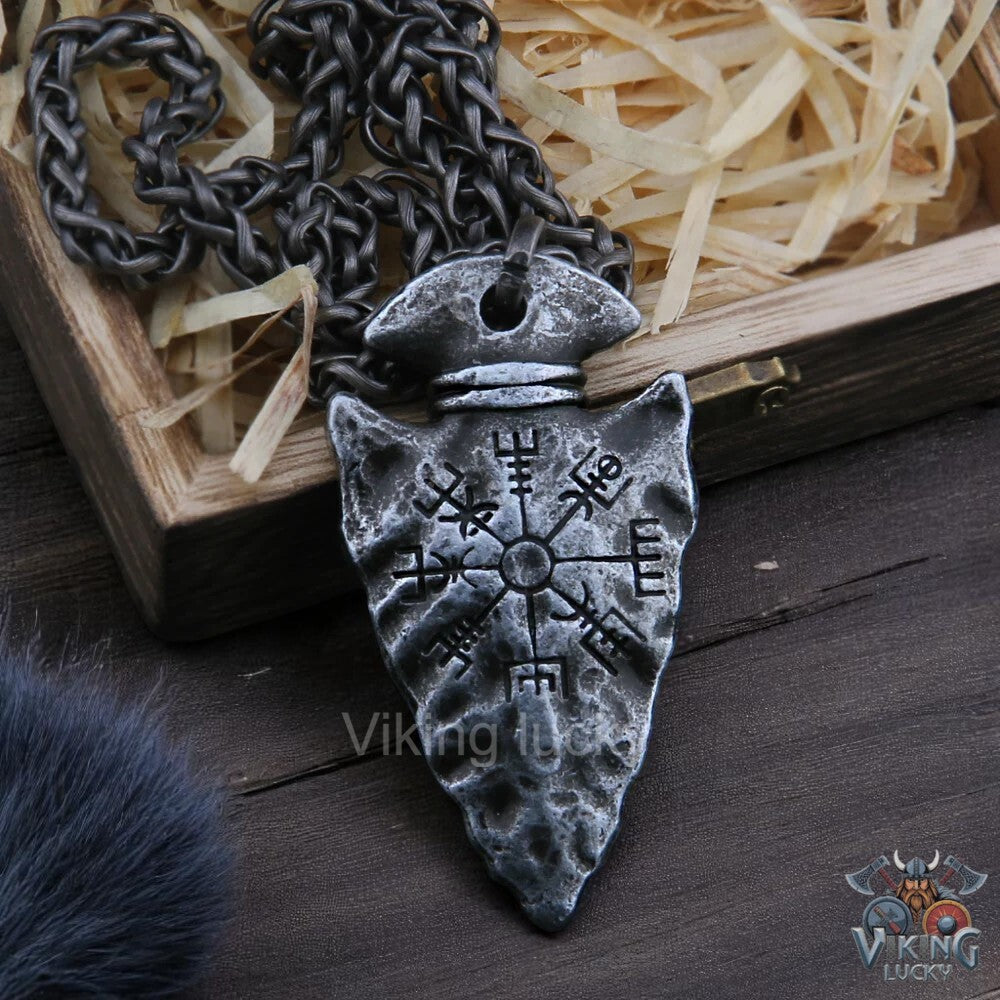 Norse Viking spearhead pendant necklace stainless steel chain