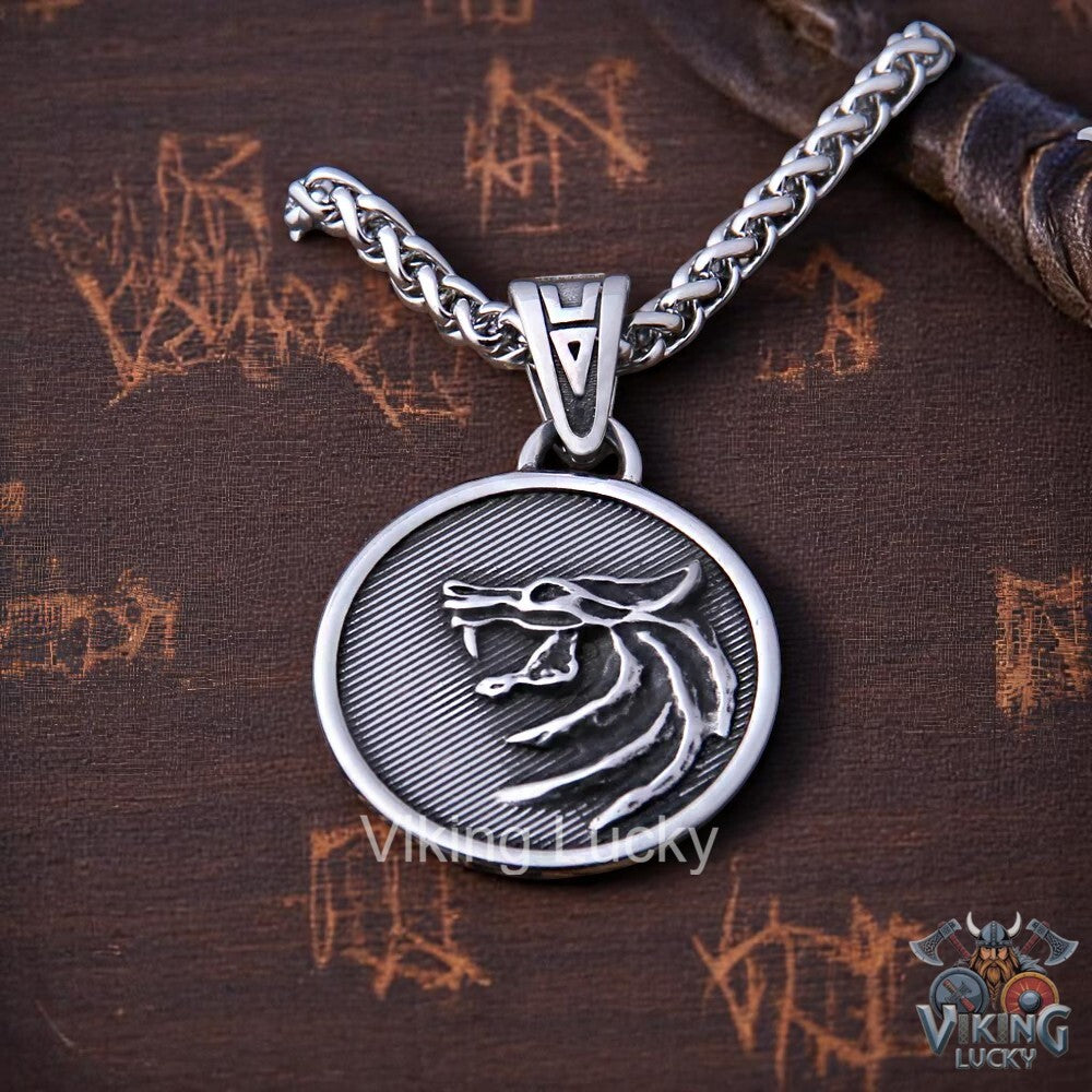 Viking Wolf Pendant Necklace in classic silver